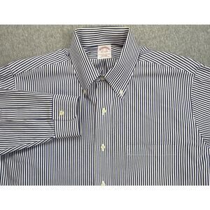 Brooks Brothers Shirt Mens 15.5 - 35 Striped 100% Cotton Button Down